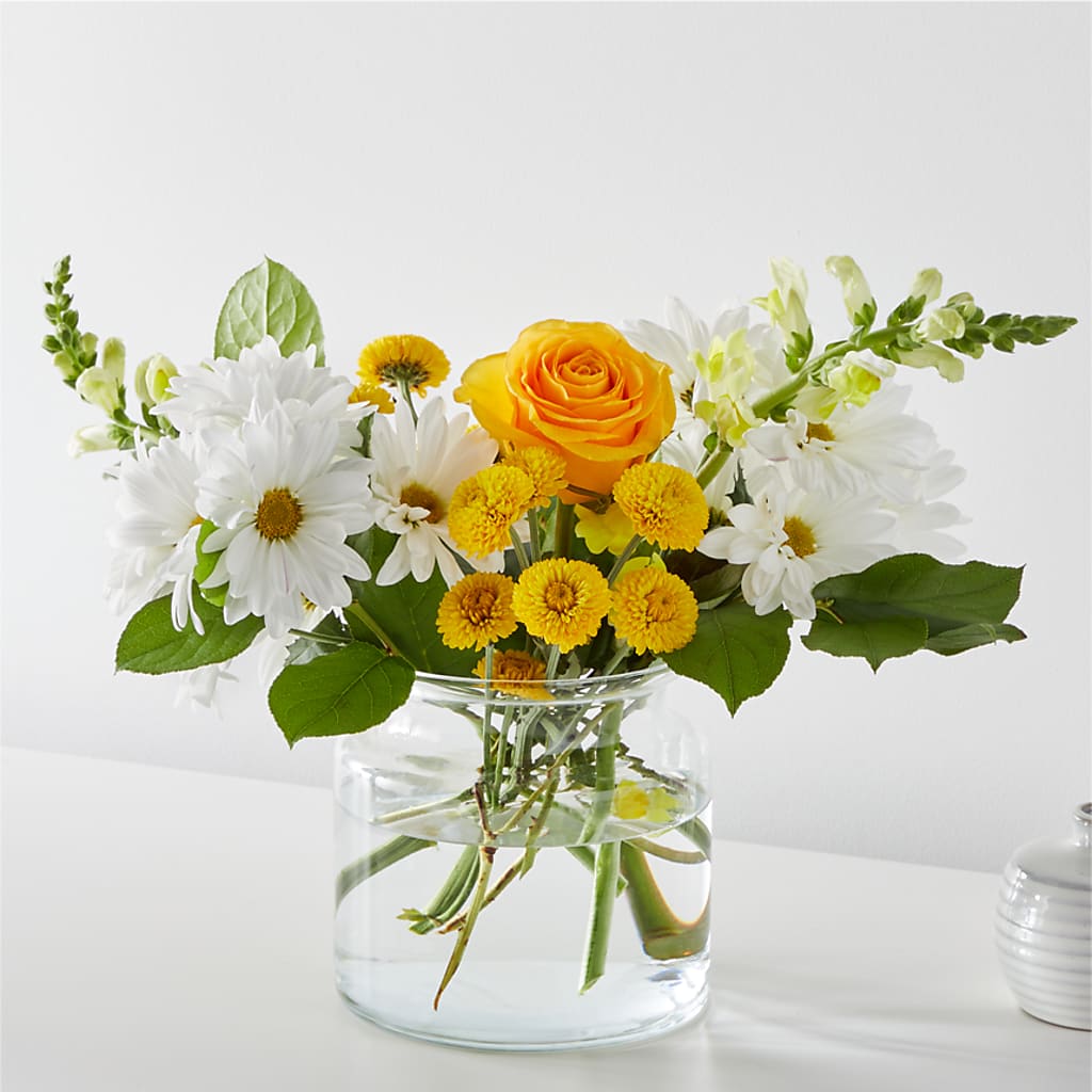 Sun Salutation Bouquet – A Miracle Florist, Oxnard CA