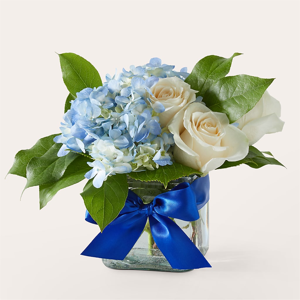 Sky Blue Delight Bouquet – A Miracle Florist, Oxnard CA