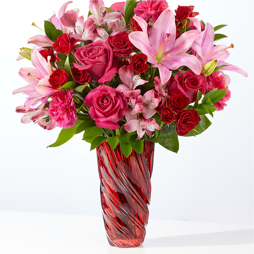 In Love Bouquet with Luxe Swirl Vase – A Miracle Florist, Oxnard CA