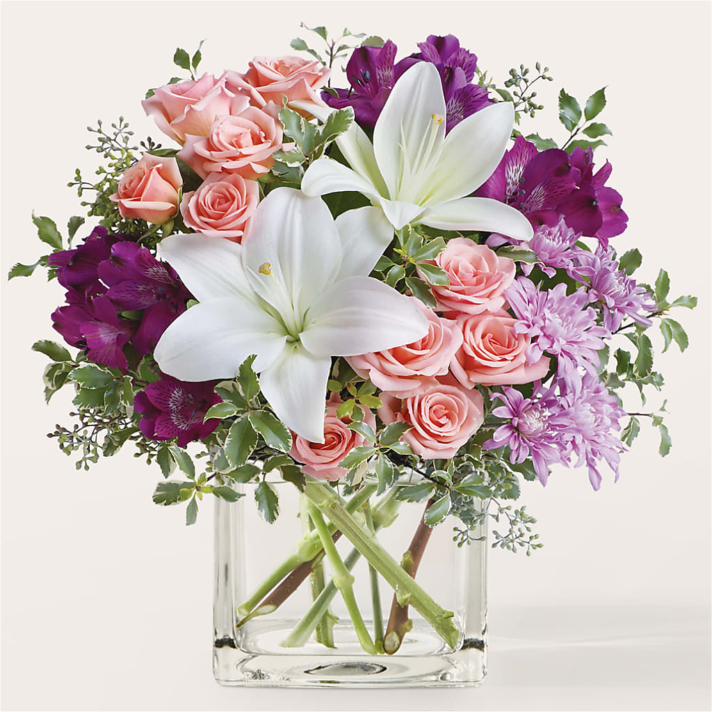Mani Pedi Bouquet – A Miracle Florist, Oxnard CA