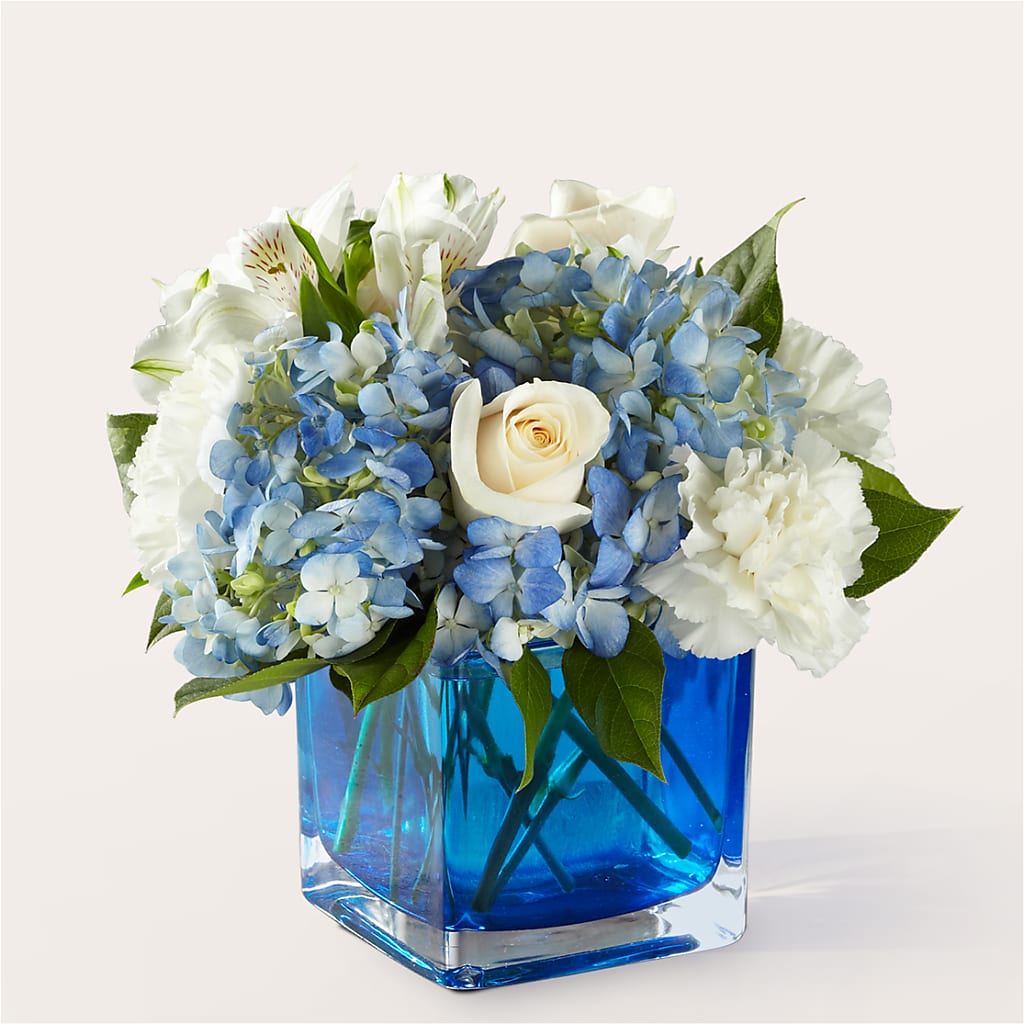 Soothing Waters Bouquet – A Miracle Florist, Oxnard CA