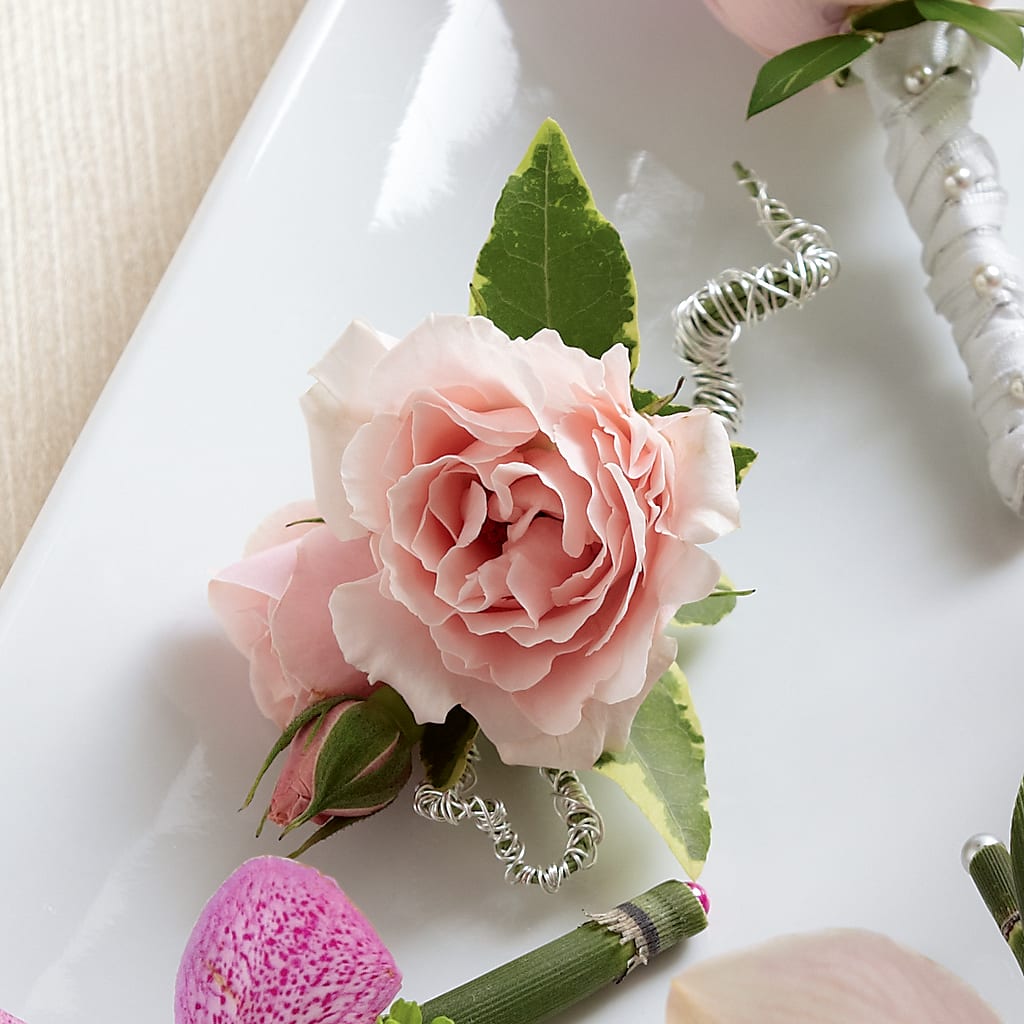 Pink Spray Rose Boutonniere – A Miracle Florist, Oxnard CA