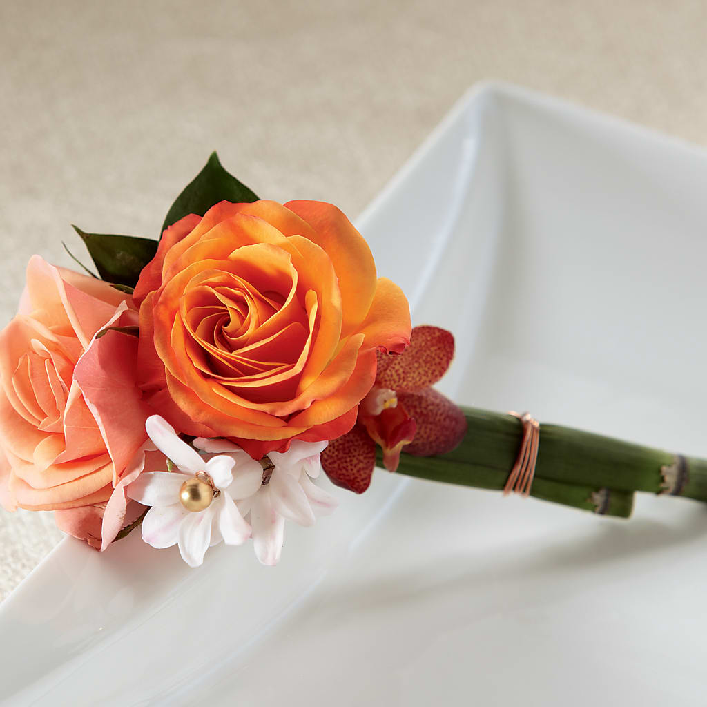 Sunset Dream Boutonniere – A Miracle Florist, Oxnard CA