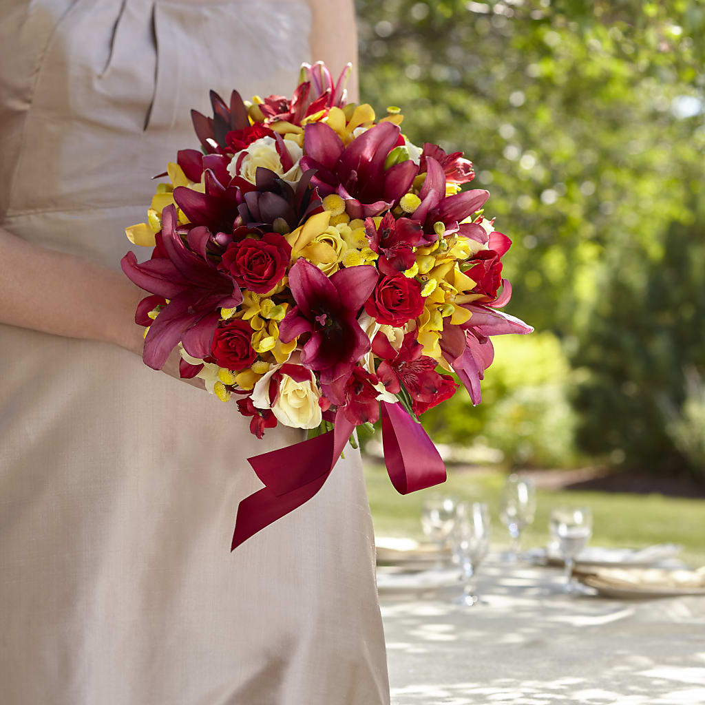 Sunningdale Bouquet – A Miracle Florist, Oxnard CA