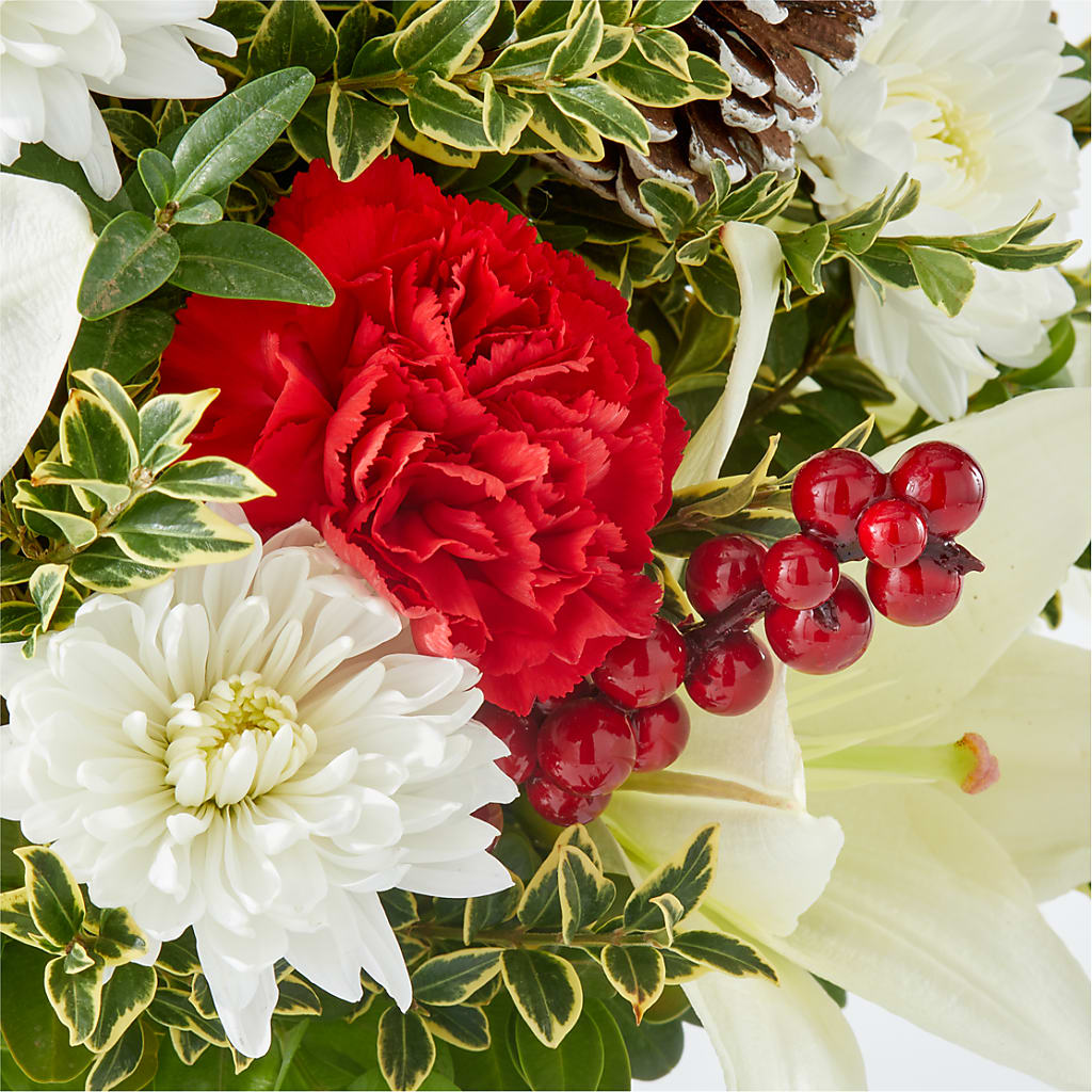 Festive Moments Tree –  A Miracle Florist, Oxnard CA