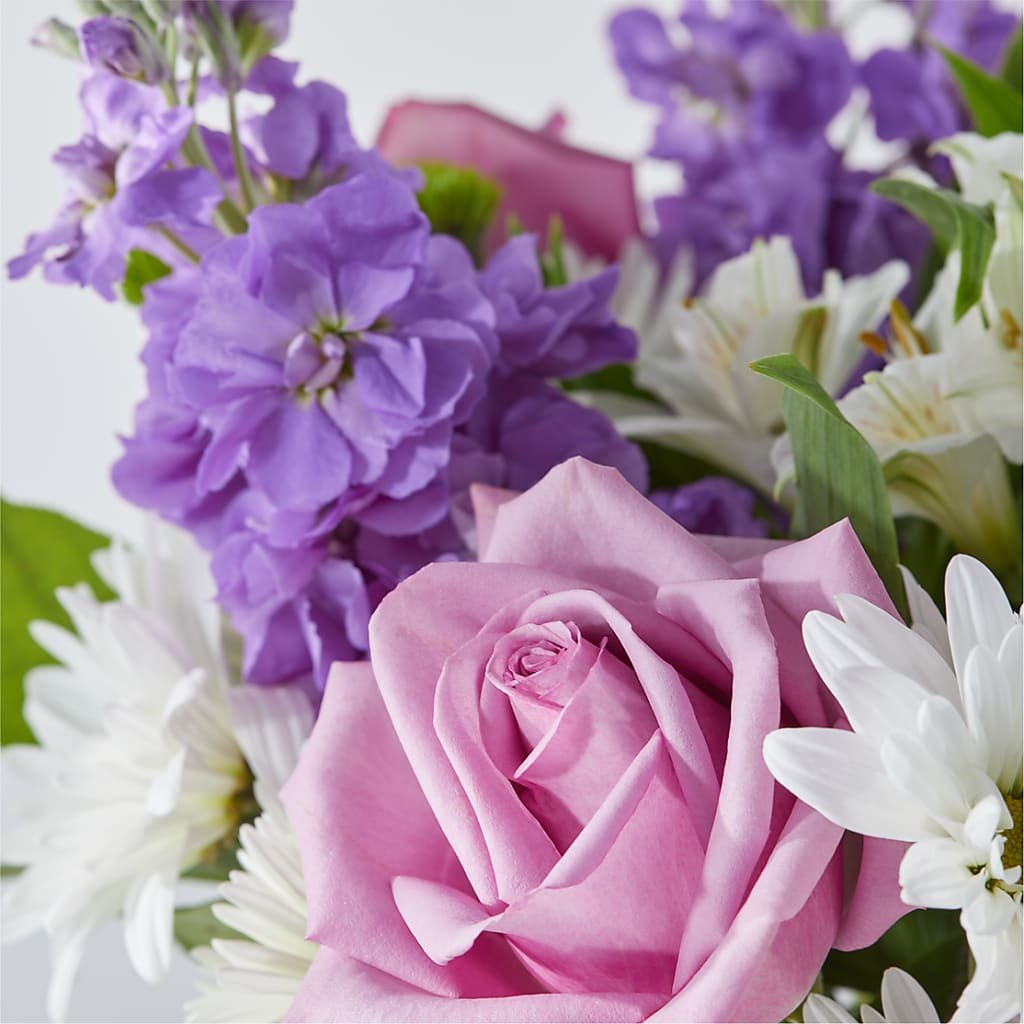 Garden of Peace Bouquet –  A Miracle Florist, Oxnard CA
