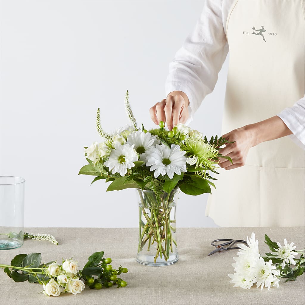 Irish Garden - A Florist Original –  A Miracle Florist, Oxnard CA