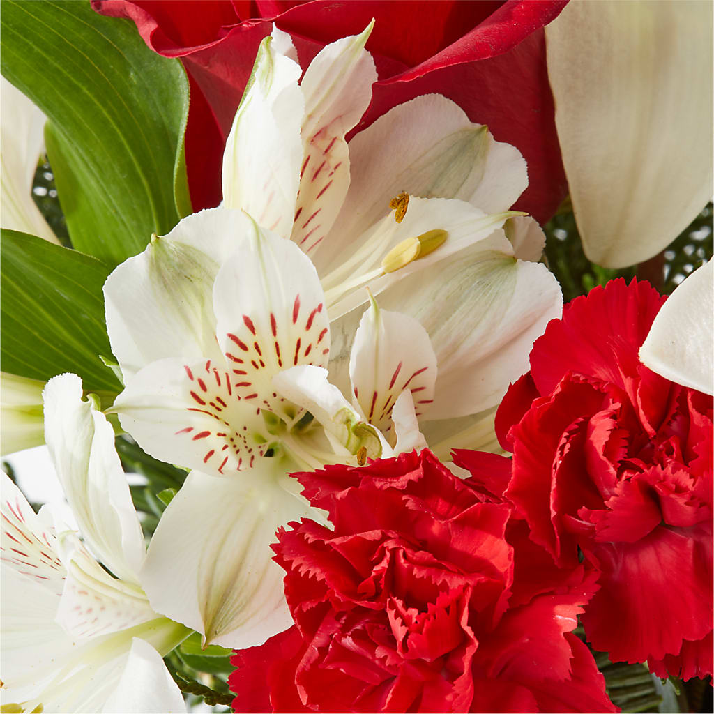 Holiday Season Bouquet –  A Miracle Florist, Oxnard CA