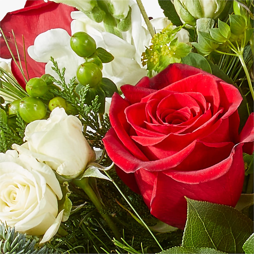 Deck the Halls Bouquet –  A Miracle Florist, Oxnard CA