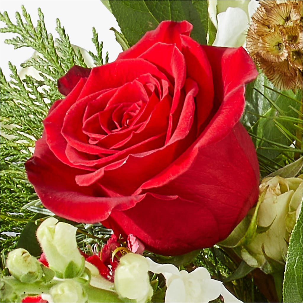 Deck the Halls Bouquet –  A Miracle Florist, Oxnard CA