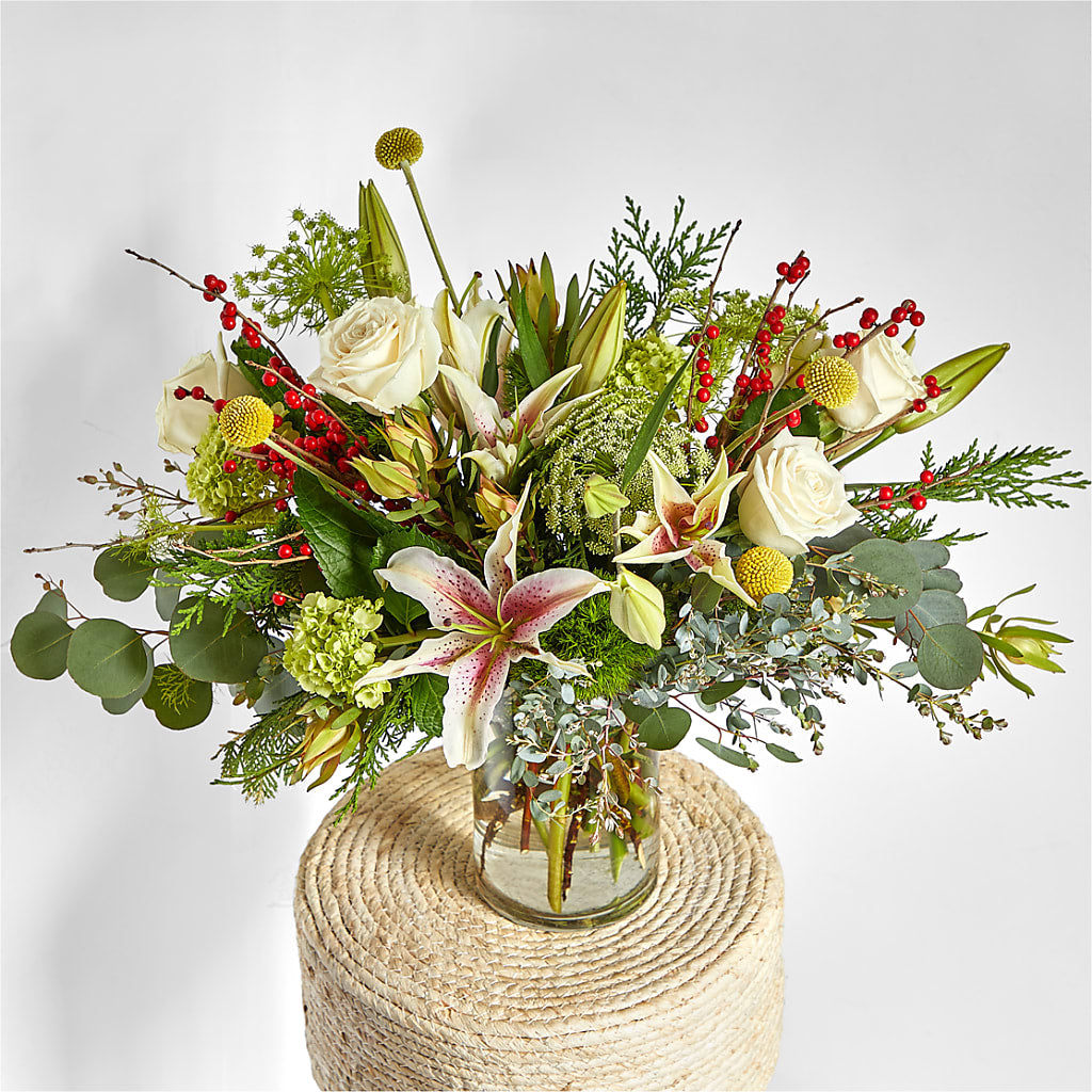 Berry & Bright Bouquet –  A Miracle Florist, Oxnard CA