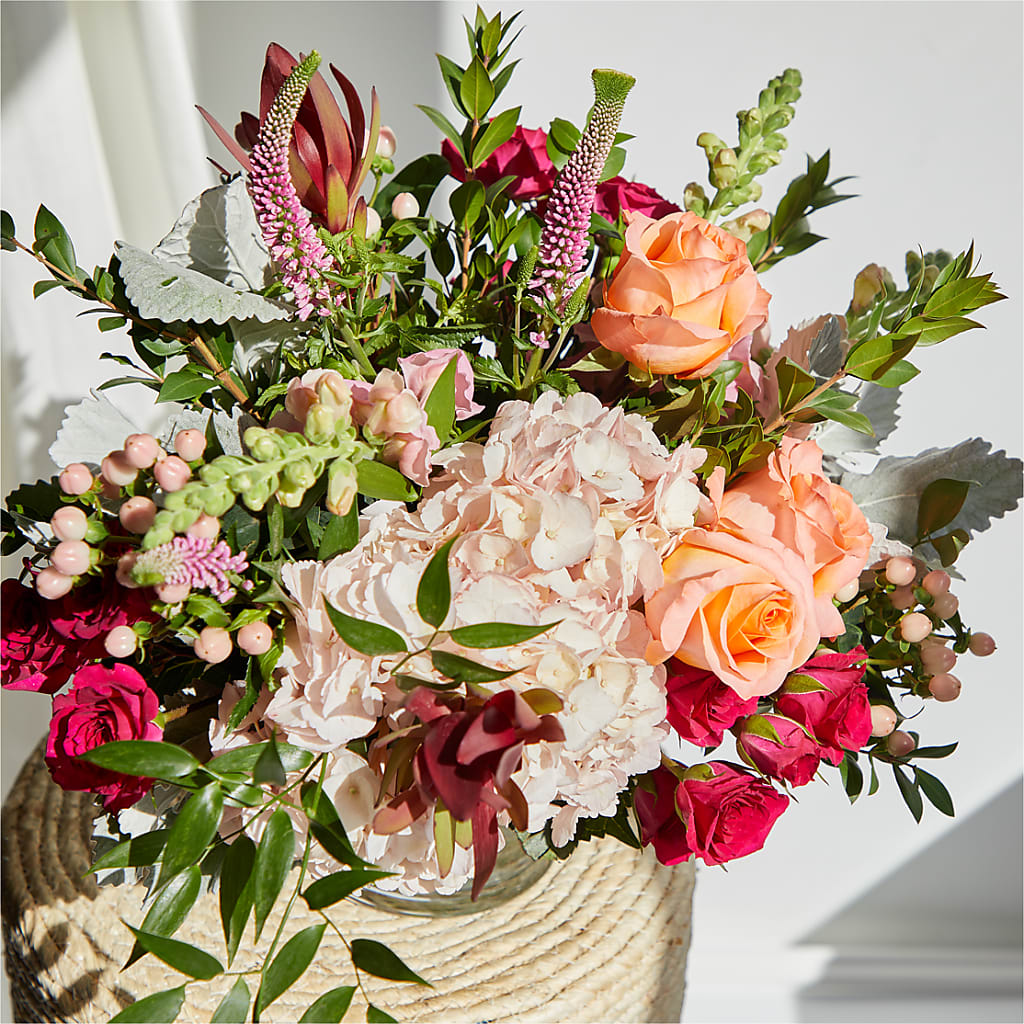 Glitz & Glam Bouquet –  A Miracle Florist, Oxnard CA