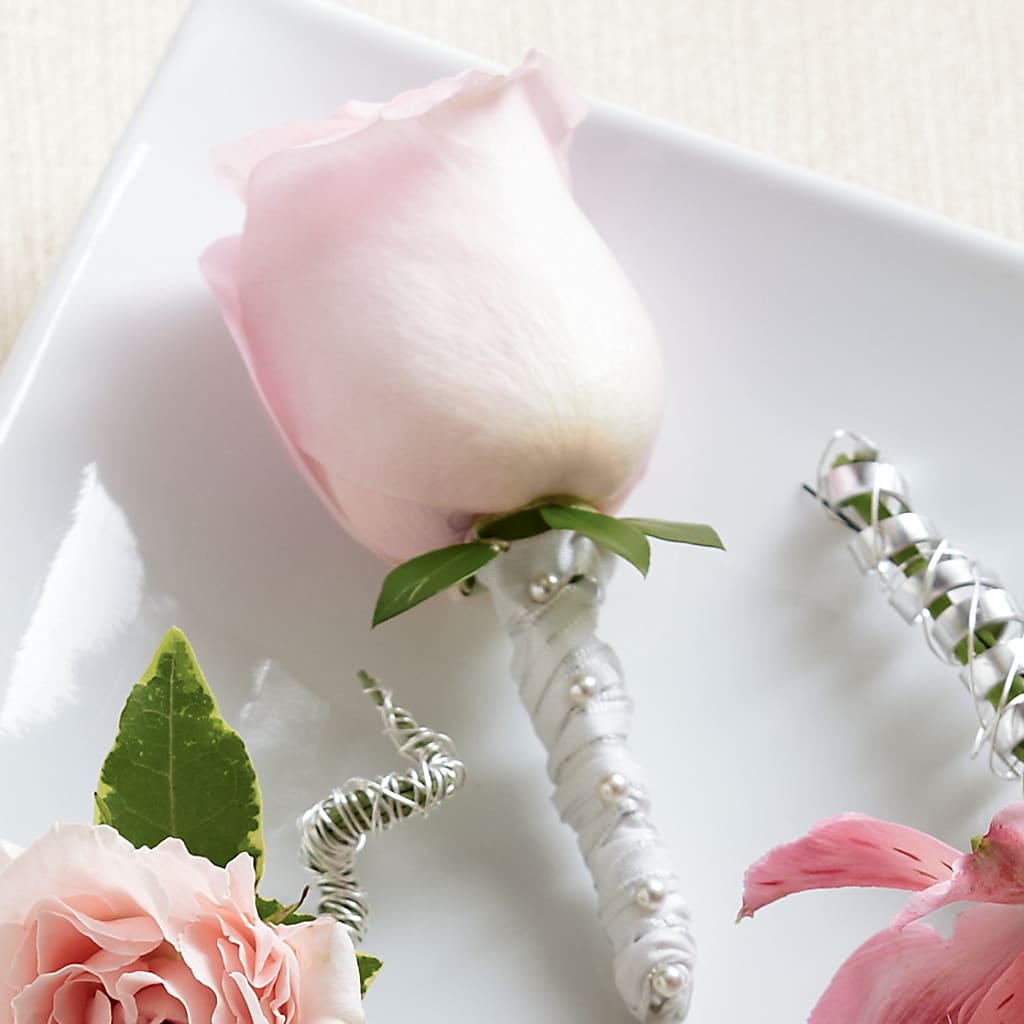 Pink Rose Boutonniere –  A Miracle Florist, Oxnard CA